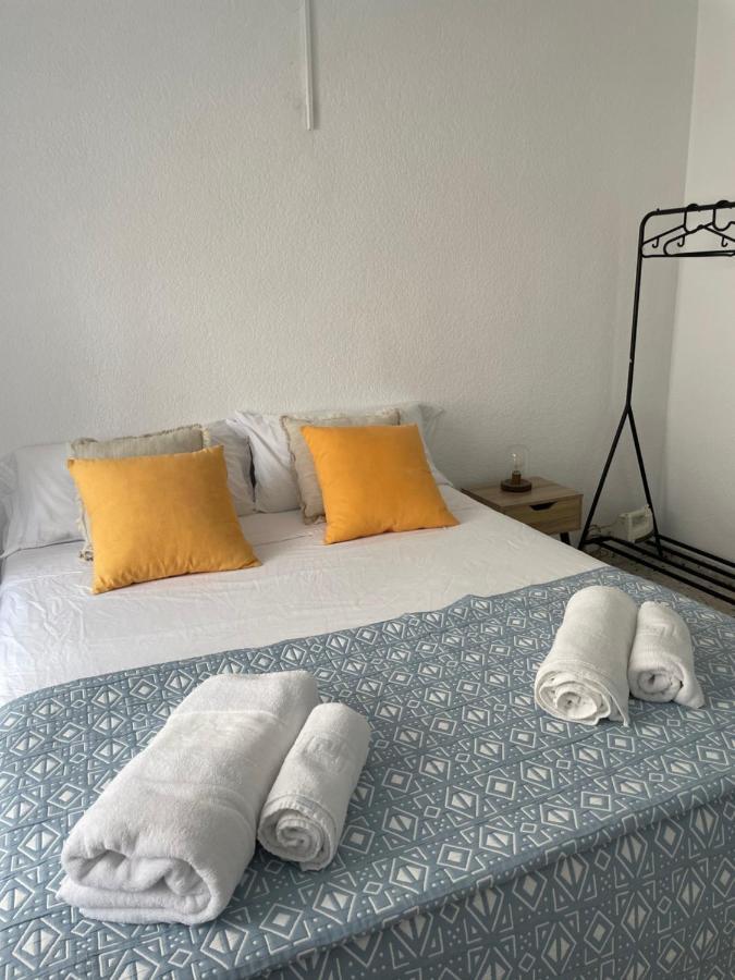 Apartamento Celeste Apartment Torrevieja Bagian luar foto